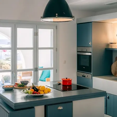 Bougainvilla Mykonos * Agios Ioannis Diakoftis